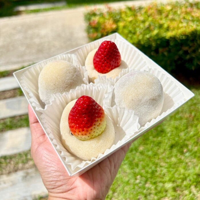 草莓红豆大福 Strawberry Red Bean Daifuku