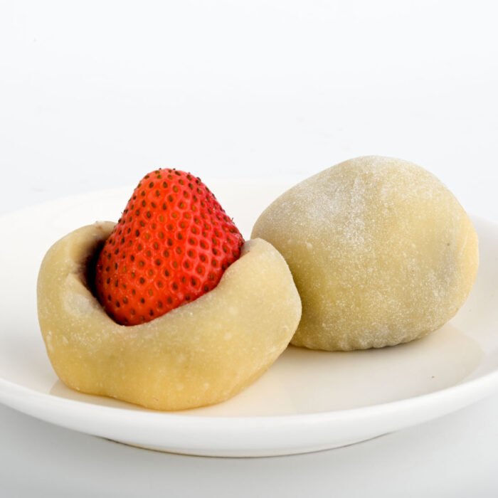 草莓红豆大福 Strawberry Red Bean Daifuku - Image 3